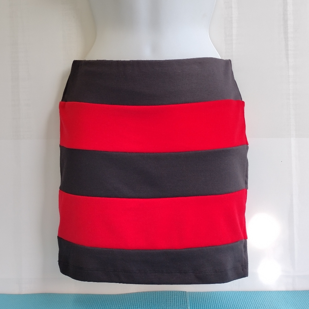 I Love Hannah Women's Pencil Mini Skirt Size M